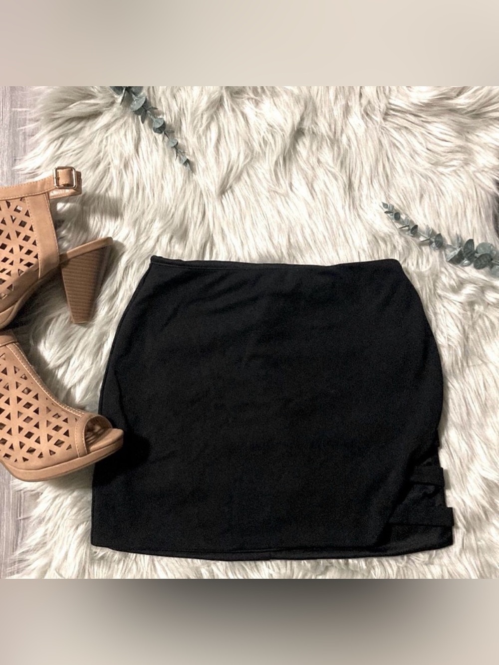 Forever 21 Black Mini Skirt